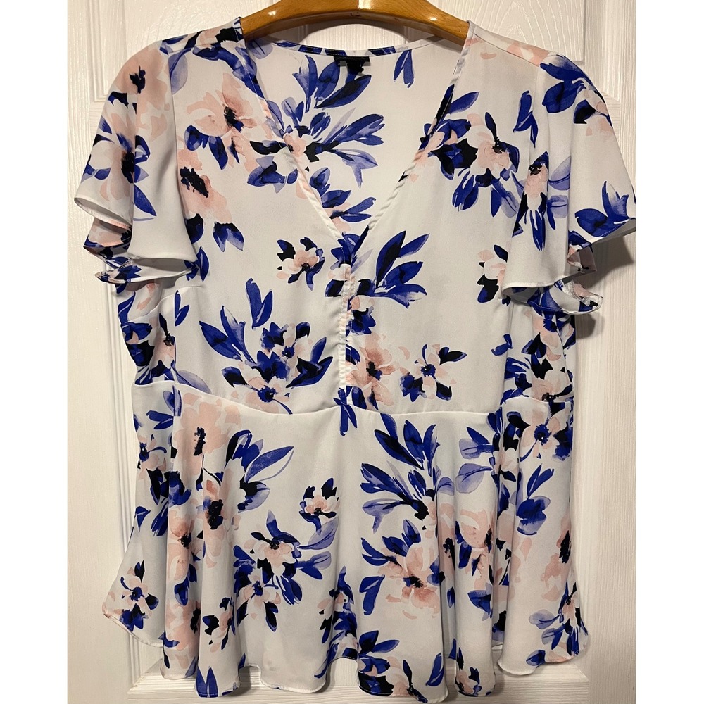 Torrid Floral V-Neck Babydoll Peplum Blouse White Blue Pink Flutter Sleeve Sz 2